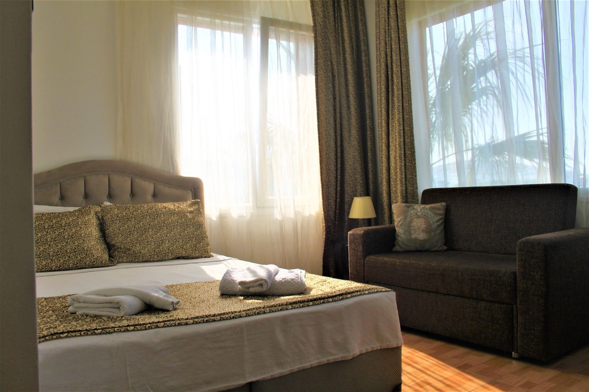Foca Kumsal Hotel Luaran gambar